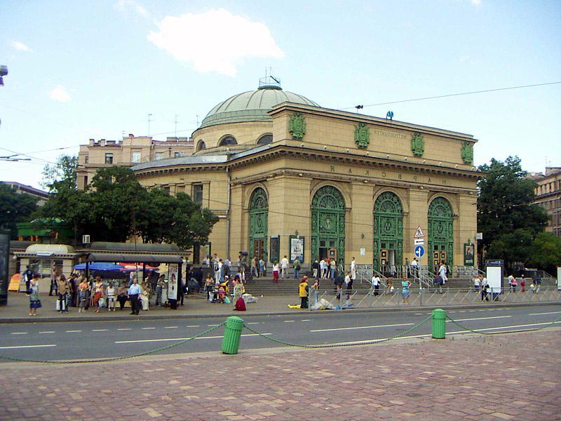 Проститутки рядом с метро Нарвская