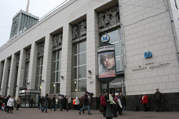 Фото проституток площади Ленина с www.RusGeisha.org Проститутки рядом с метро пл Ленина